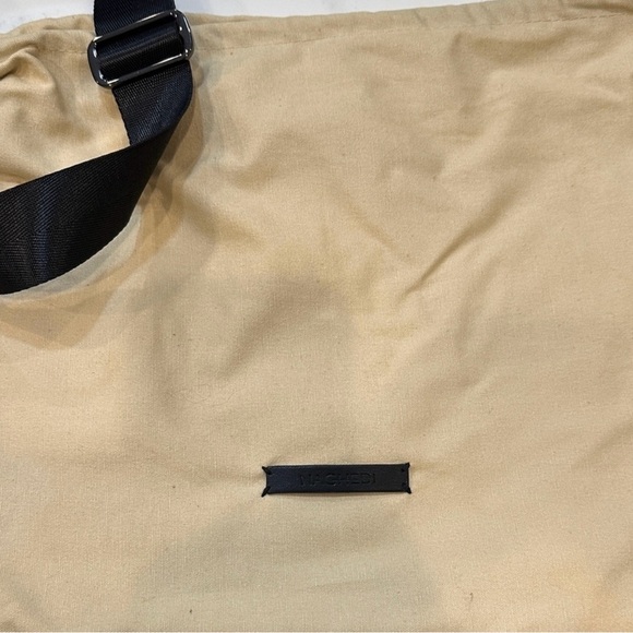 Naghedi Gold Metallic Woven Crossbody Bag - Picture 2 of 9